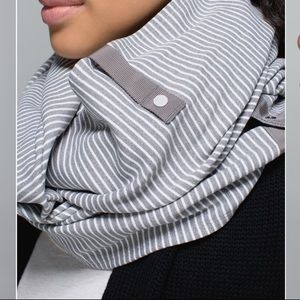 Lululemon scarf